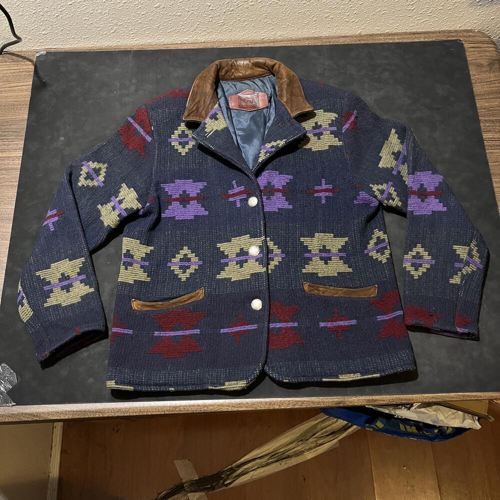 Vintage Woolrich Serape Field Jacket Barn Coat Southwestern Aztec Wool USA 80s